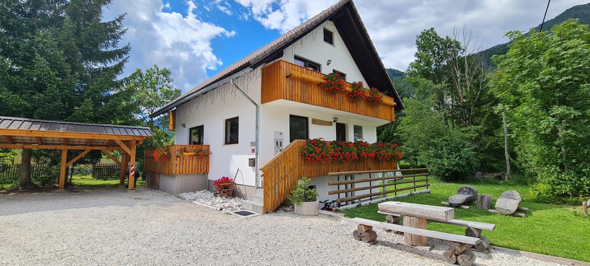 Apartmaji Gaby Gozd Martuljek Exterior photo